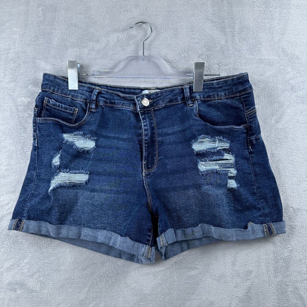 Refuge Shorts Denim RIO Push-Up Womens Size 13 Mid Rise Distressed Blue